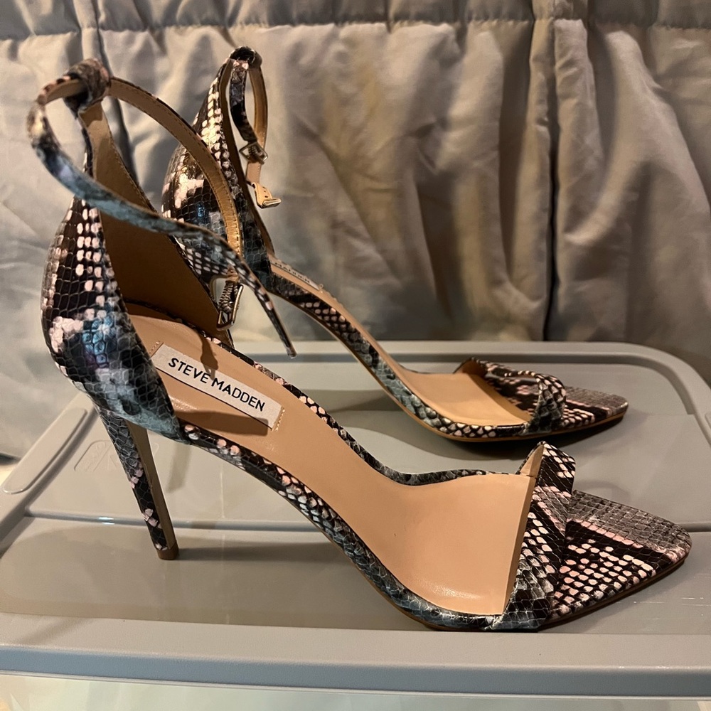 Steve Madden heels
